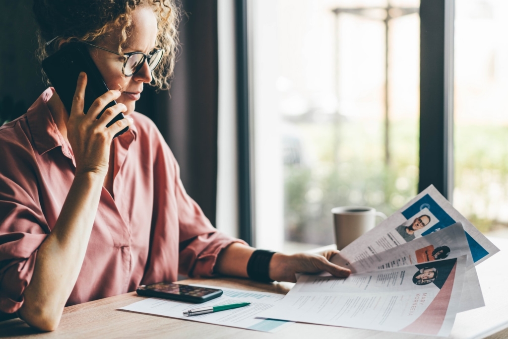 Recruteur recherche références